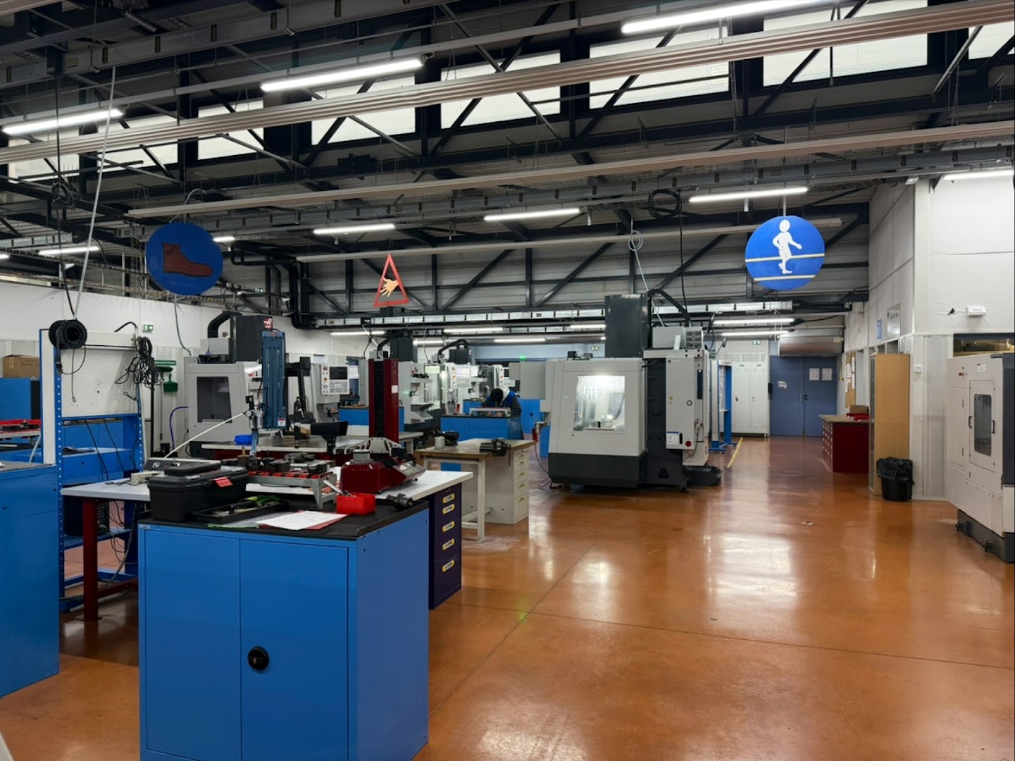 MC ÉLECTRICITÉ — Photos 1