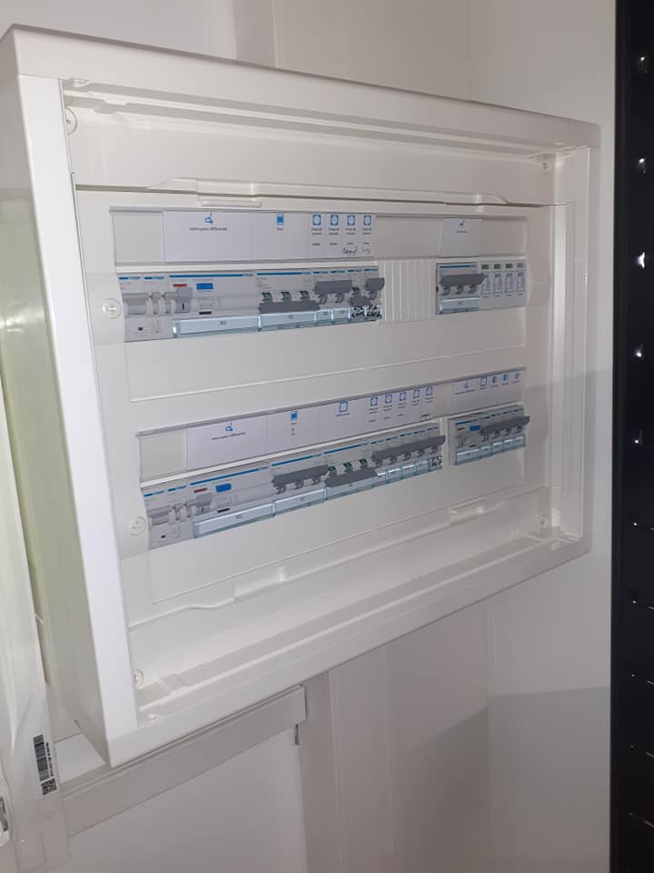 MC ÉLECTRICITÉ — Photos 8